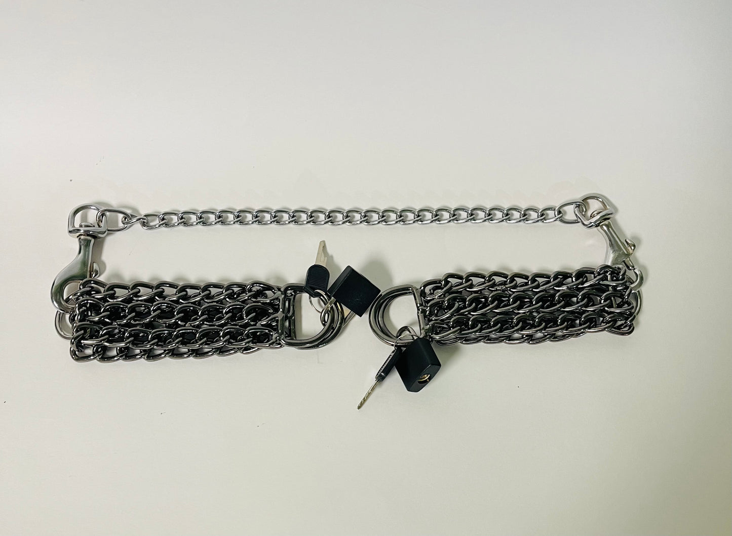 Chain Me Too Gunmetal Cuff Set